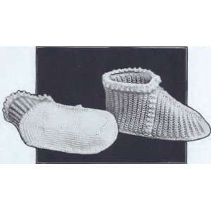 Vintage Crochet PATTERN to make   Baby Booties Soft Shoes Boots. NOT a 