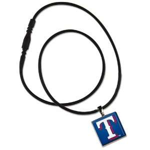  TEXAS RANGERS OFFICIAL 18 MLB NECKLACE