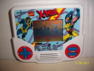 UP FOR BIDor SALE IN THIS LISTING IS A VINTAGE X MEN HANDHELD GAME 