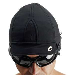  Assos FuguHelm Winter Cap   Cycling: Sports & Outdoors