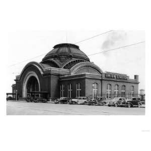  Exterior View of Union Station   Tacoma, WA Giclee Poster 