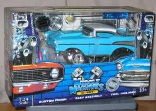 Muscle Machines 57 Chevy 124 Scale Diecast