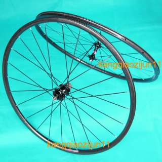 700C 20mm Rim Carbon 3K Clincher Road bike Wheelset H20 / H24 Novatec 