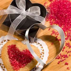  Heart Shaped Cookie Cutter Favors: Home & Kitchen
