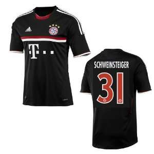  Adidas Bayern Munich Schweinsteiger jersey: Sports 