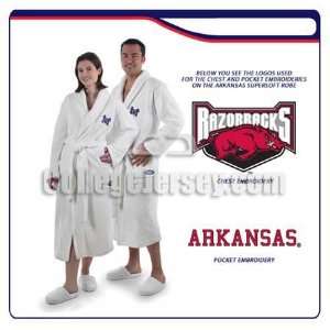  Arkansas Razorbacks Terry Cloth Robe Memorabilia. Sports 