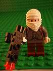Lego Minifig Star Wars Dengar Bounty Hunter with Weapon