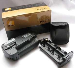 Nikon MB D11 battery pack handle D7000 D11 grip handle  