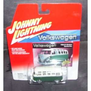   Lightning Volkswagen 1966 21 Window SAMBA BUS Diecast Toys & Games