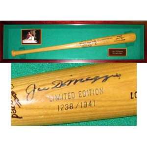   Hillerich & Bradsby Game Model   Autographed MLB Bats: Sports