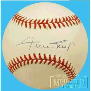  Willie Mays autographed NL baseball 
