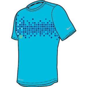 NIKE SS CRUISER HOLY MOLY TEE (MENS):  Sports & Outdoors