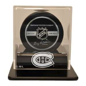  Montreal Canadiens Hockey Puck Display Case: Sports 