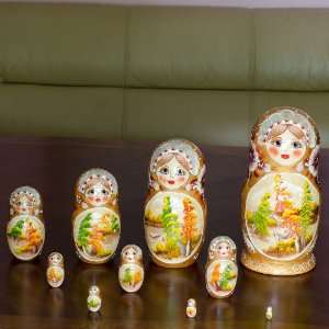   River Russian Nesting Dolls, Matryoshka, Matreshka: Home & Kitchen