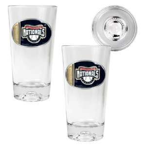   Pint Ale Glass Set with Baseball Bottom   Oval Logo: Sports & Outdoors