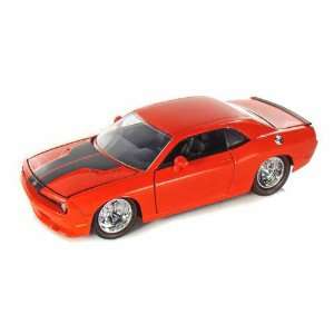    2008 Dodge Challenger SRT8 1/24 6.1 Hemi Orange Toys & Games