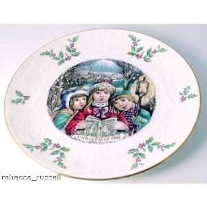  Royal Doulton Christmas Plate 1981 Fifth of a Series: Home 