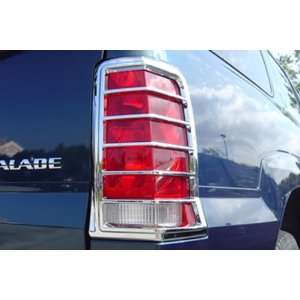  CADILLAC ESCALADE SUV 02 06 Chrome Tail Light Covers 