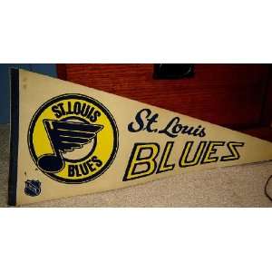    Vintage ST. LOUIS BLUES Pennant 1980s NHL HOCKEY: Everything Else