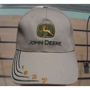  John Deere Hat Construction Since 1837 Cap: Sports 