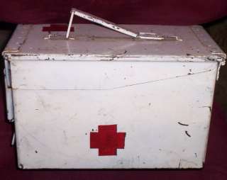   1970S US ARMY AMMO CAN TURNED NTO FIRST AID KID, WITH VONTAGE SUPPLIES