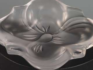 Lalique French Art Glass Crystal Flower Motif Dish Ashtray Tray  