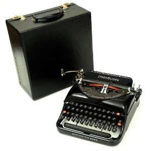   Rand Model Five Streamliner Typewriter (B115893) 