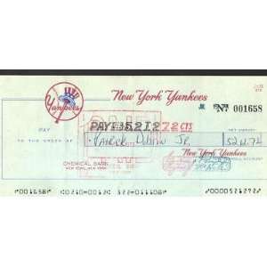   Yankees signed Payroll Check   MLB Cut Signatures