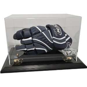 Caseworks Chicago Blackhawks 2010 Stanely Cup Champions Black Glove 