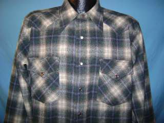 This is a sweet vintage pearl snap western shirt   perfect for your 