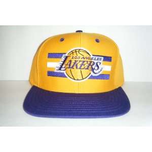 Los Angeles Lakers NEW Vintage Snapback Hat:  Sports 