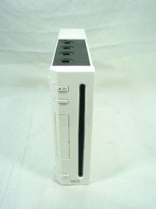 White Nintendo Wii Console RVL 001 As Is S/N:LU54284708  