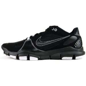  NIKE FREE TR TRAINING SHOES: Sports & Outdoors