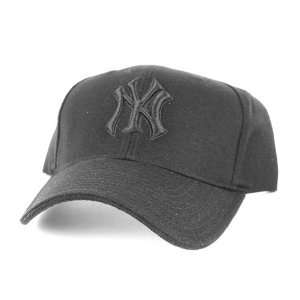 New York Yankees Black Tonal Hat: Everything Else