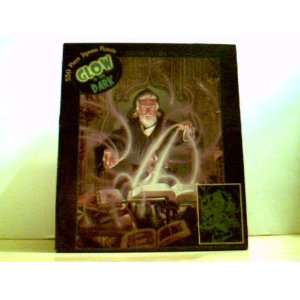 Glow in the Dark   Wizards Library   550 Piece Puzzle 24 X 18 (2333 