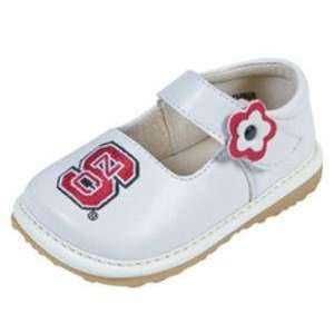  Univ Girls Toddler Shoe Size 6   Squeak Me Shoes 32816: Home & Kitchen