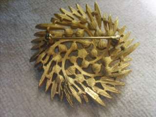 Vintage Crown Trifari Faux Pearl Gold Tone Brooch Pin  