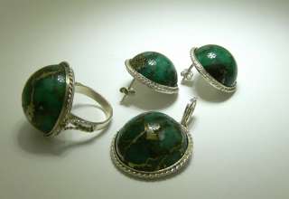 POLISHED COLOMBIAN EMERALD RING, EARRING, NECKLACE SET  