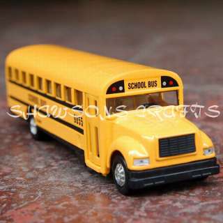 25 DIE CAST YELLOW SCHOOL BUS PULL PACK BUS  