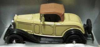 1932 Ford Roadster Vintage Vehicles by ERTL 143  