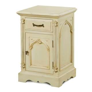 Furniture Bedroom on Cream Shabby Chic Bedroom Furniture Wide Chest Drawers