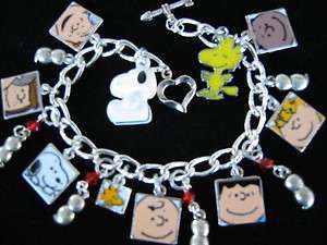 CHARLIE BROWN PEANUTS AND THE GANG CHARM BRACELET CHARM SNOOPY 