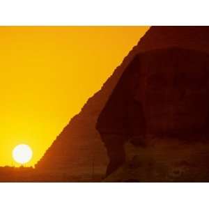 Sunset at the Pyramid of Khafre and Sphinx at Giza, 4th Dynasty, Old 