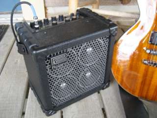 Roland Micro Cube RX Guitar Amplifier Portable & LOUD  