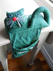 Stuffed Green Fabric Kitty Cat Mantle Card Letter Holder CUTE  