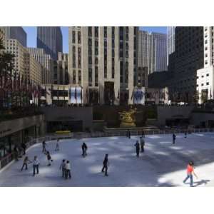  The Rockefeller Center and Its Skating Rink in the Plaza 