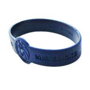   Mavericks blue official NBA Team logo adult bracelet 